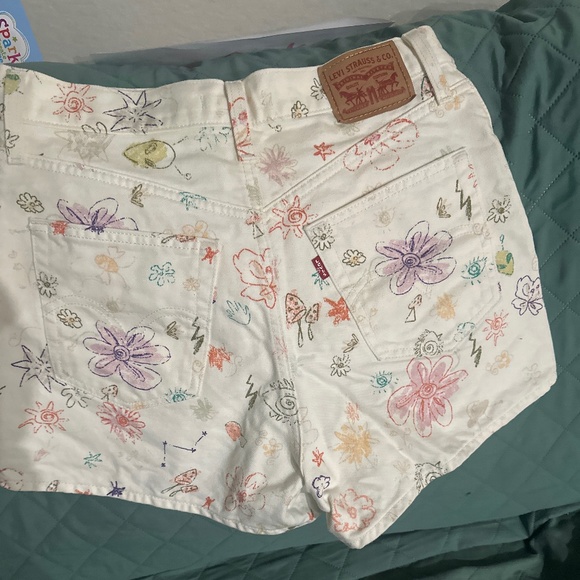 Levis High Waisted Space Doodle Jean Shorts - Picture 1 of 3